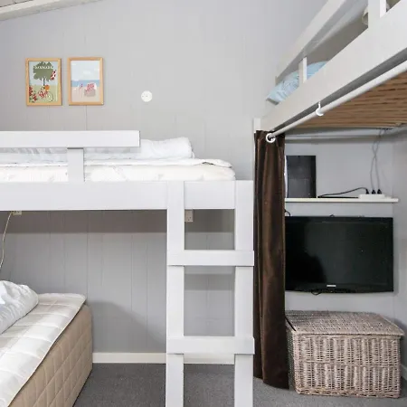 Holiday home 5 Person In Henne