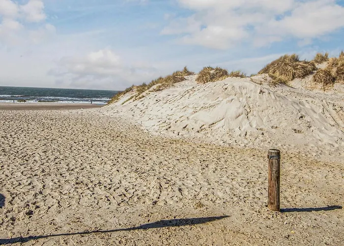 5 Person In Henne-by Traum * Henne Strand